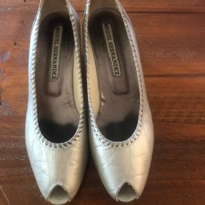 Size 7 Silver Heels